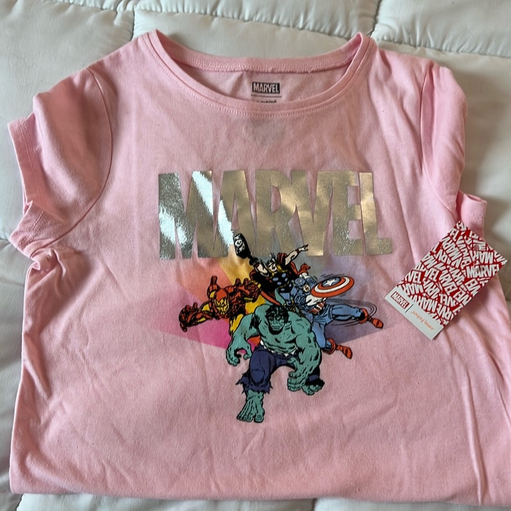 Marvel nwt pink short sleeve tee
